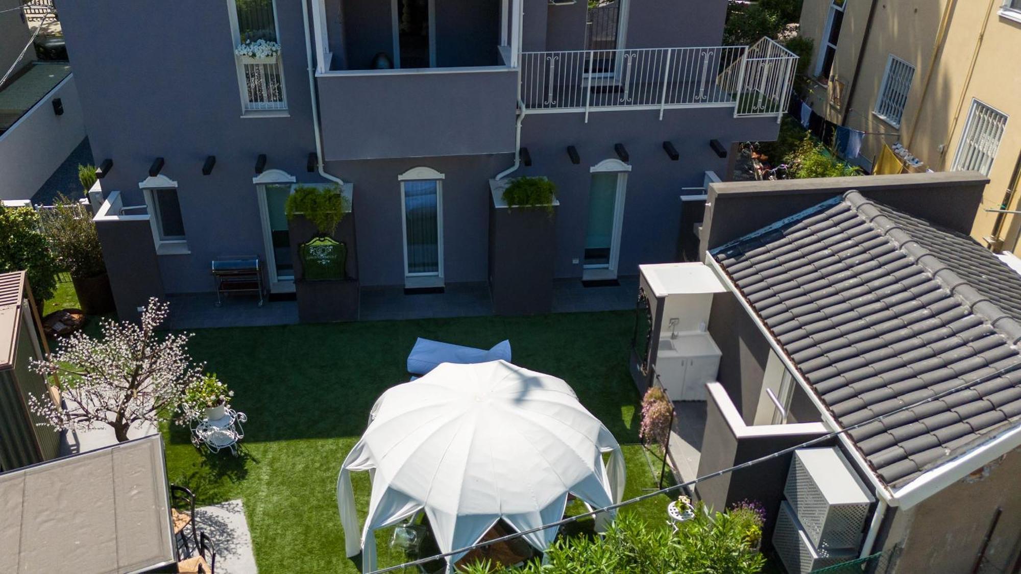 Villa Monti Suites&Aparts 切塞纳蒂科 外观 照片