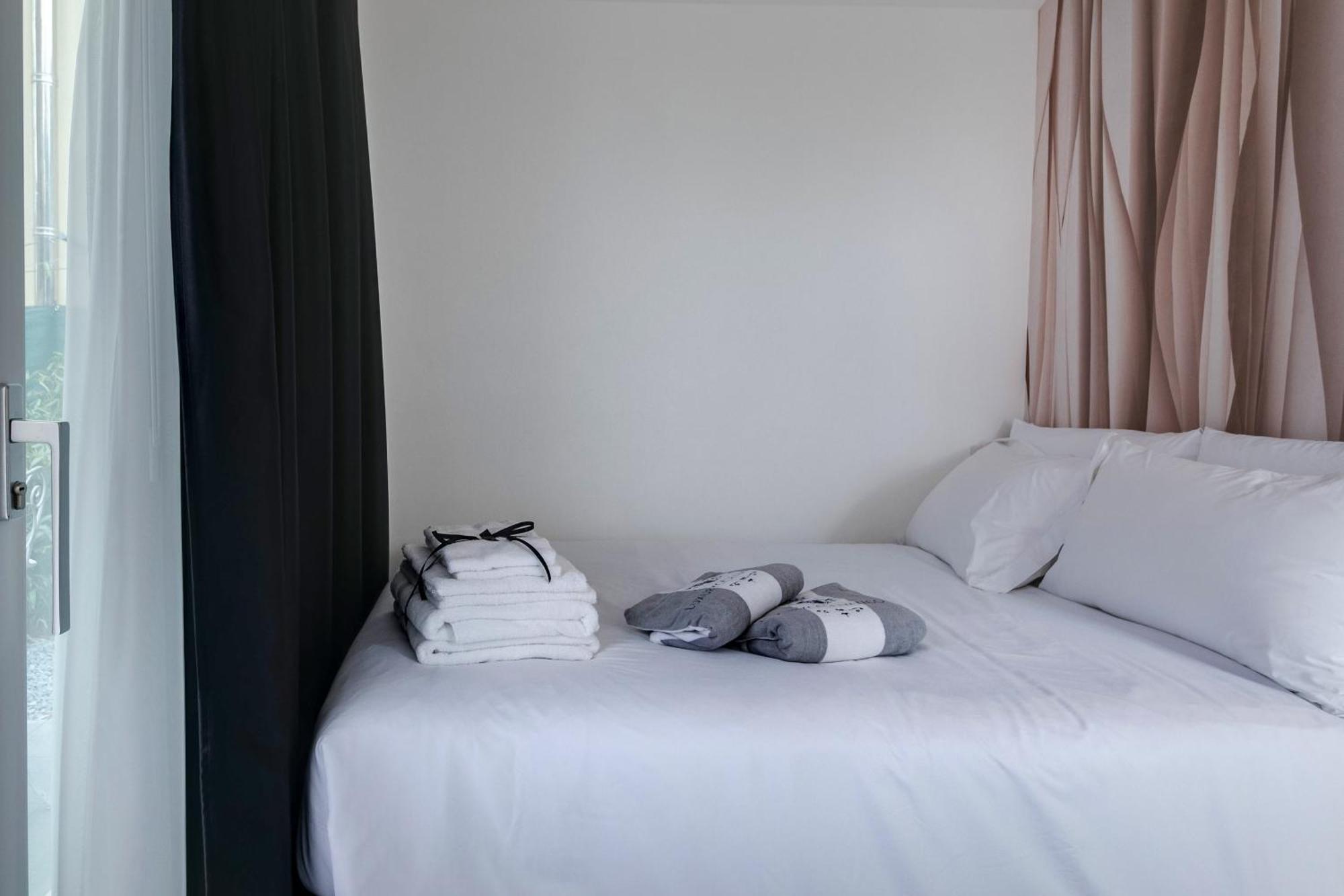 Villa Monti Suites&Aparts 切塞纳蒂科 外观 照片