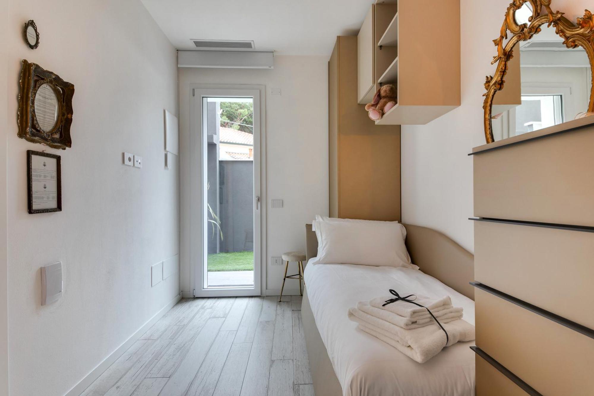Villa Monti Suites&Aparts 切塞纳蒂科 外观 照片