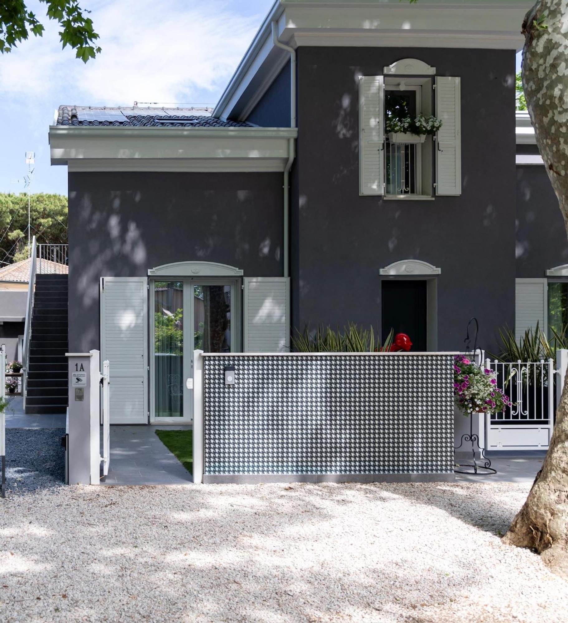 Villa Monti Suites&Aparts 切塞纳蒂科 外观 照片